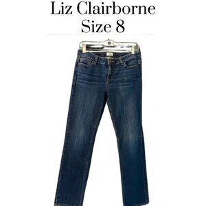 EUC Liz Claiborne City Fit Straight jeans. Ladies size 8.